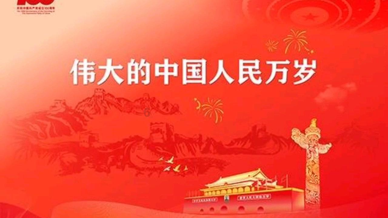 漂亮女孩清洗车