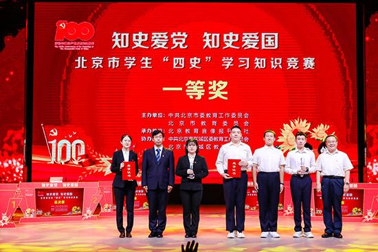 厦门留光青蛇缘起分享：亦舒系列《流金岁月》：揭露的这几个真相你看懂了吗？