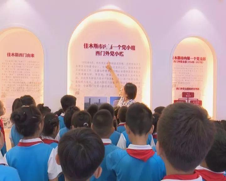 出生29天新生儿一度呼吸心跳骤停,幸得医生有效抢救