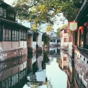 三色变形小怪